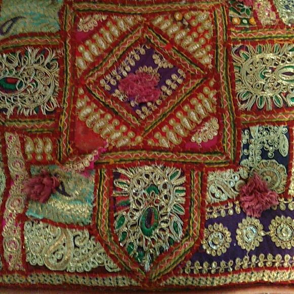 Meet your Posher, Yaya - Picture 3 of 4